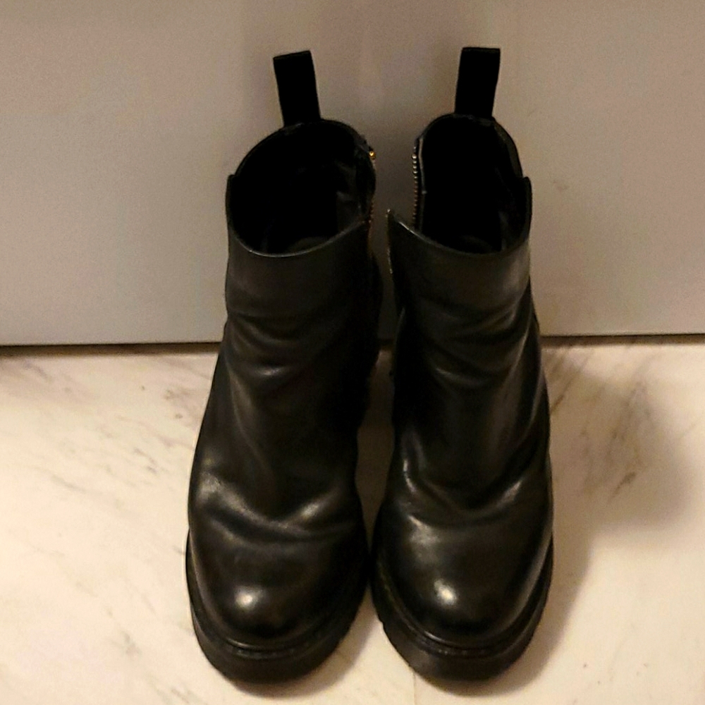 Dr. Martens magdalena high-heeled ankle bootie
